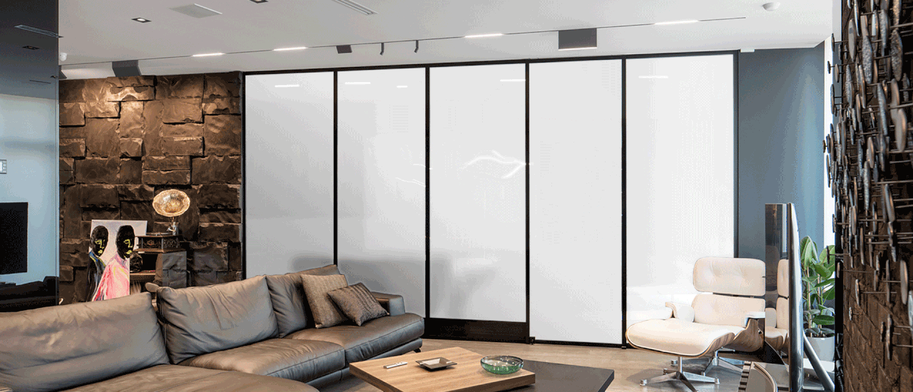 Electrochromic film Electrochromic film
