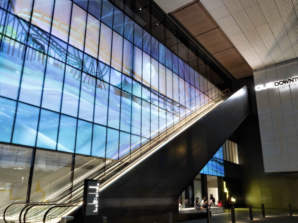 Smart Glass Projection Screens 