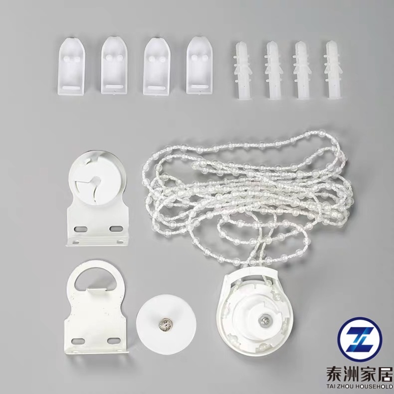 Manual Roller Shade with cassette and side track