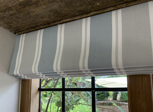 Made to measure modern motorized roman blinds