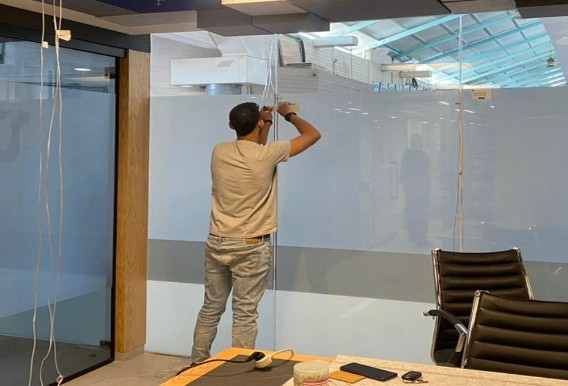 SWITCHABLE SMART GLASS
