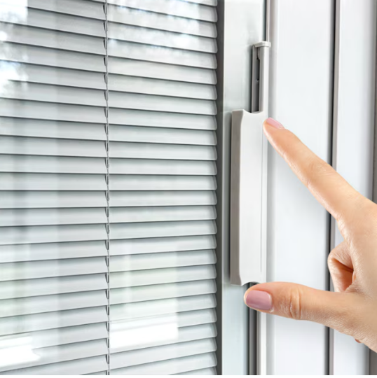 how to fix internal blinds in door.png