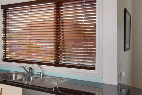 Venetian blinds