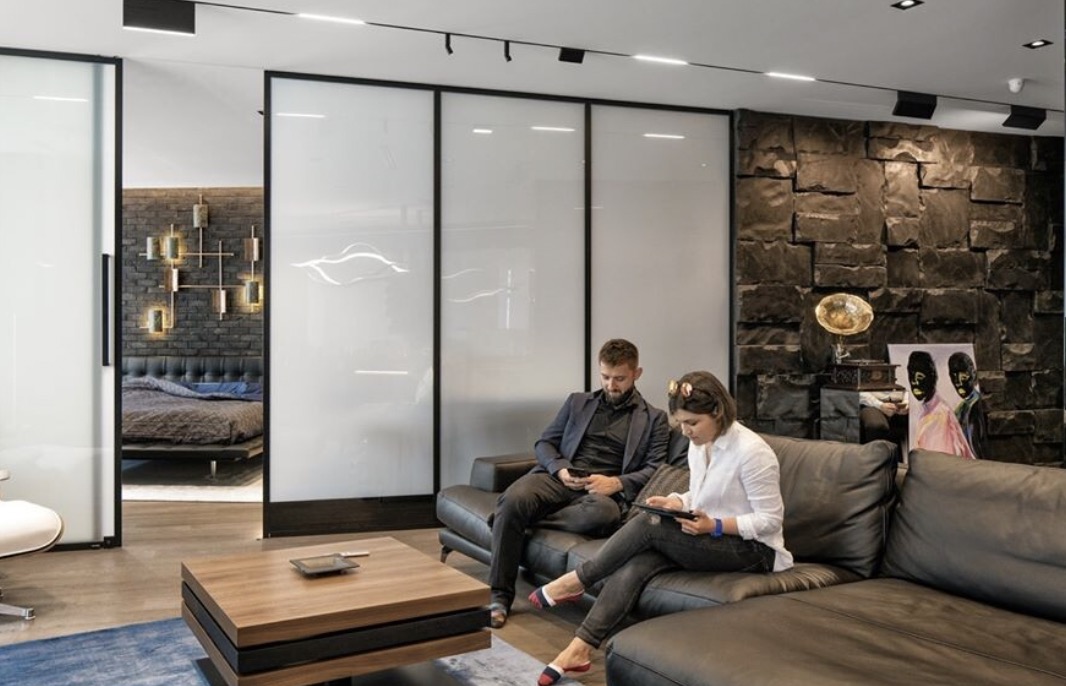 Privacy film